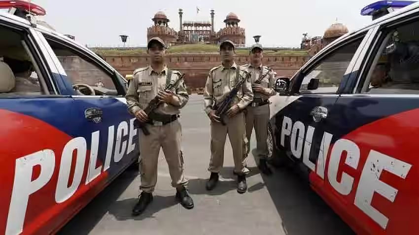 PTI : Delhi Police launches probe.(File photo-Representational image) |